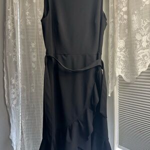 Elegant Black Sleeveless Dress